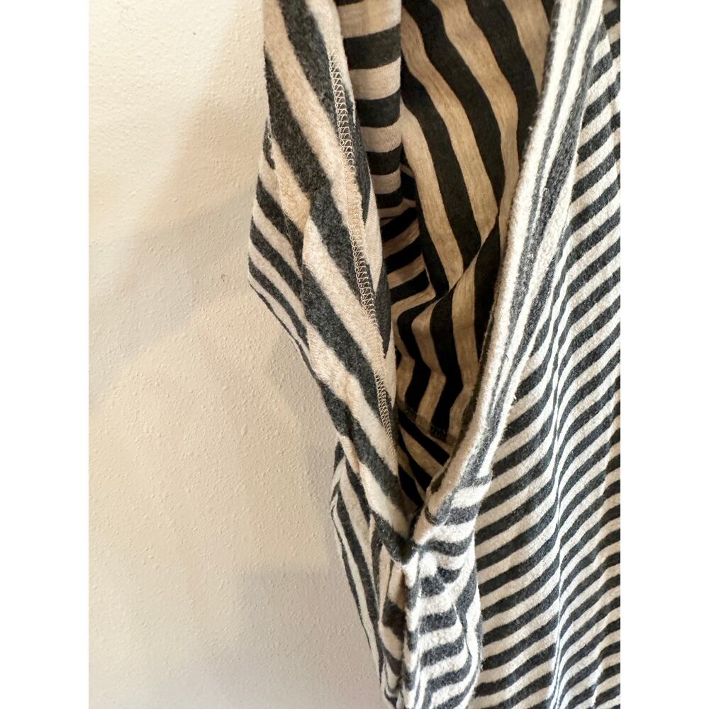 Capote Soft Striped Turtleneck Poncho size M/L - Picture 6 of 10